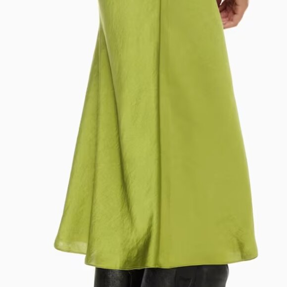 Dress - Picture 6 of 10